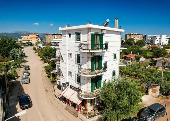 Sea La Vie Apartments